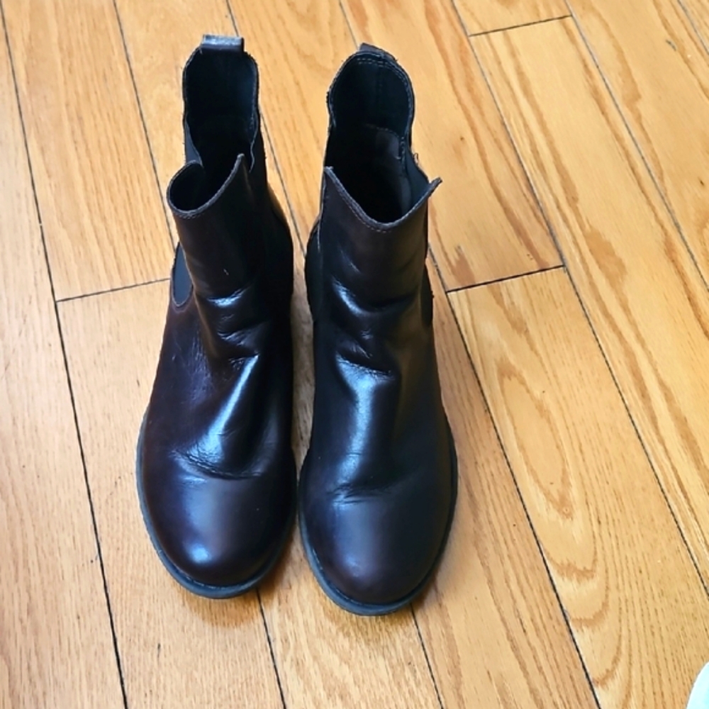 Dark Maroon Leather Chelsea Boots